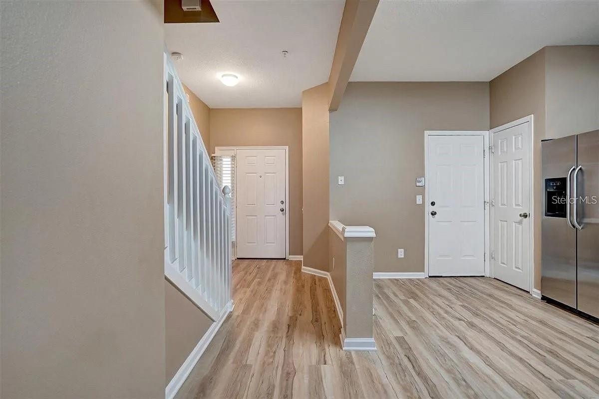 VISTAS/STONEBRIDGE PLACE PH 01 - Residential Lease