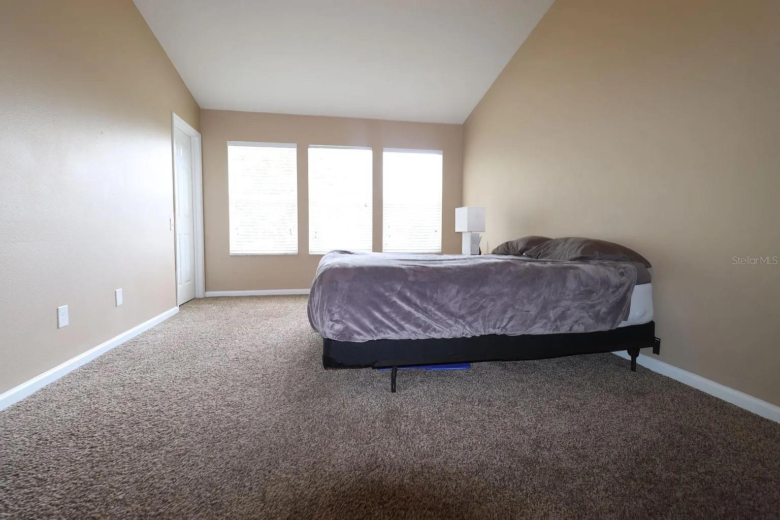 VISTAS/STONEBRIDGE PLACE PH 01 - Residential Lease