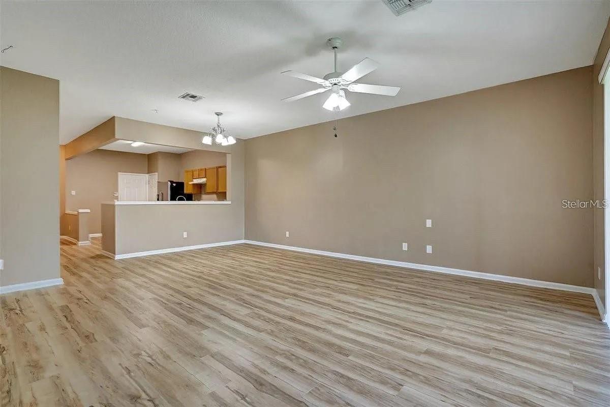 VISTAS/STONEBRIDGE PLACE PH 01 - Residential Lease