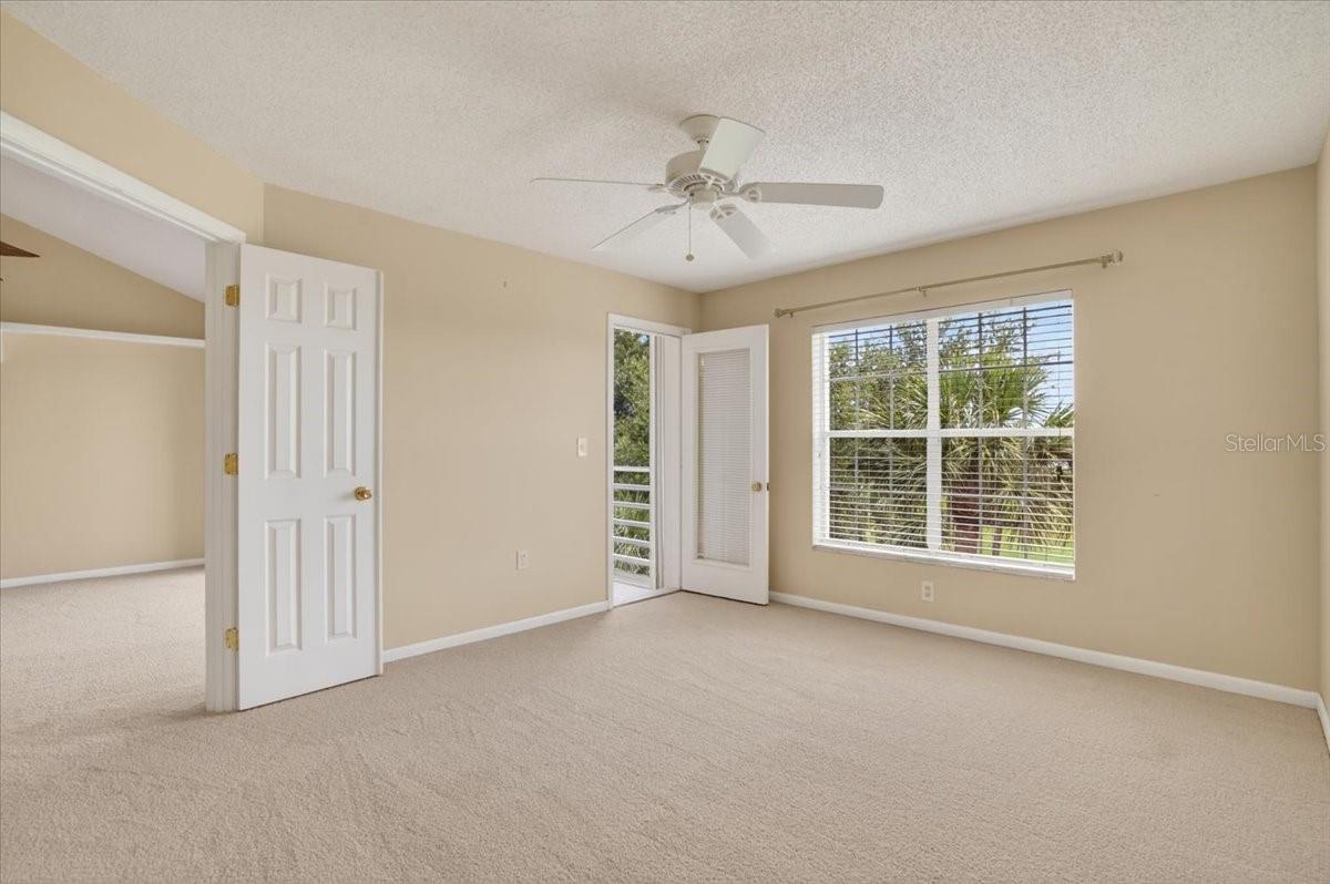 TENTH FAIRWAY - Residential