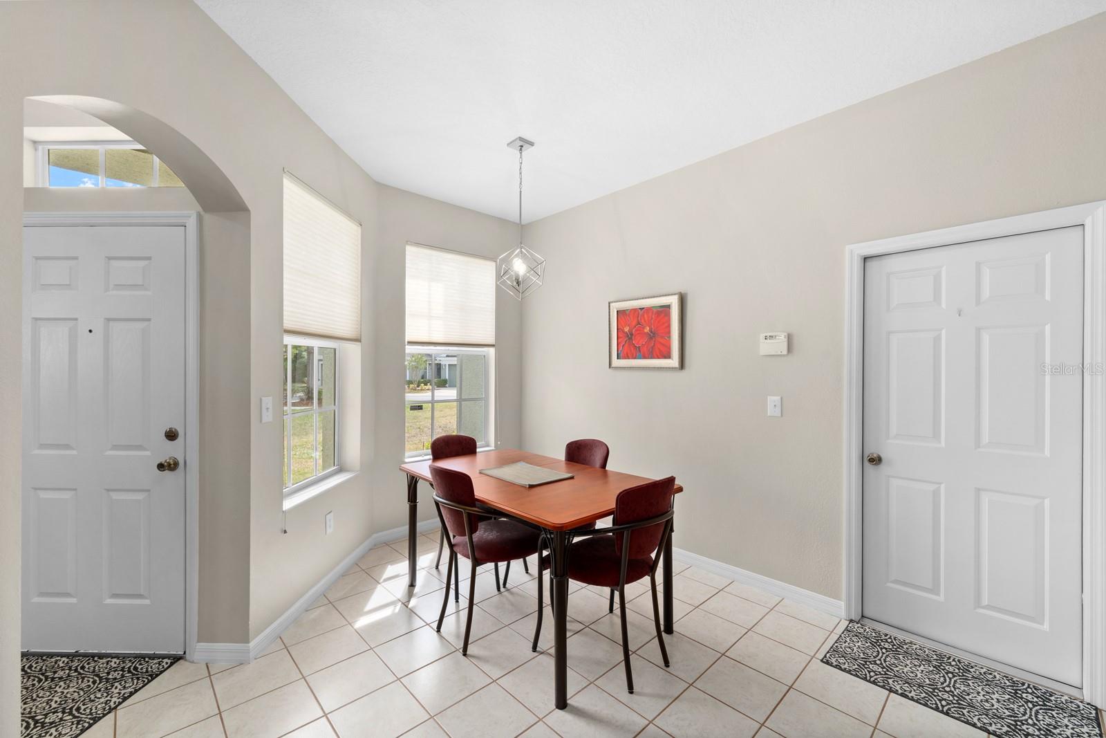 CHELSEA MANOR - Residential