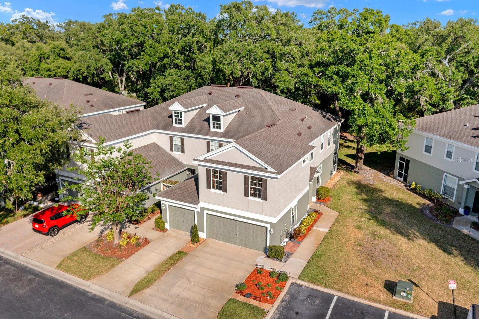 CHELSEA MANOR - Residential