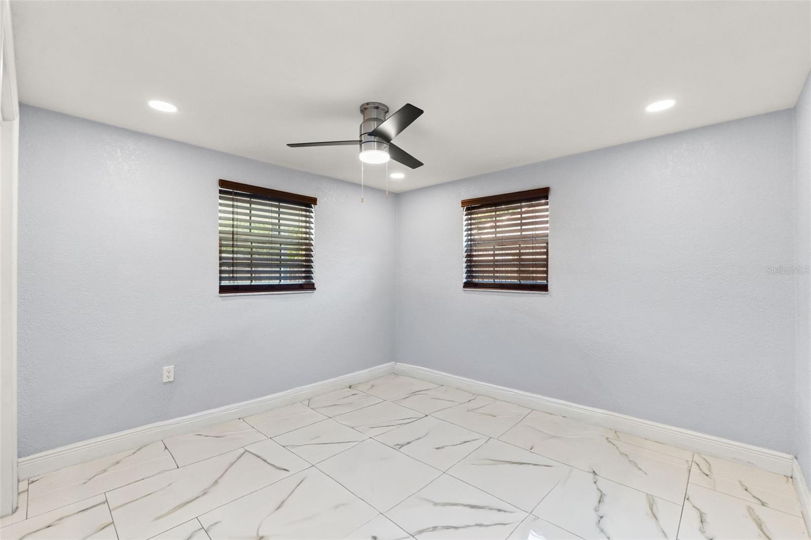 HOLIDAY LAKE ESTATES - Residential