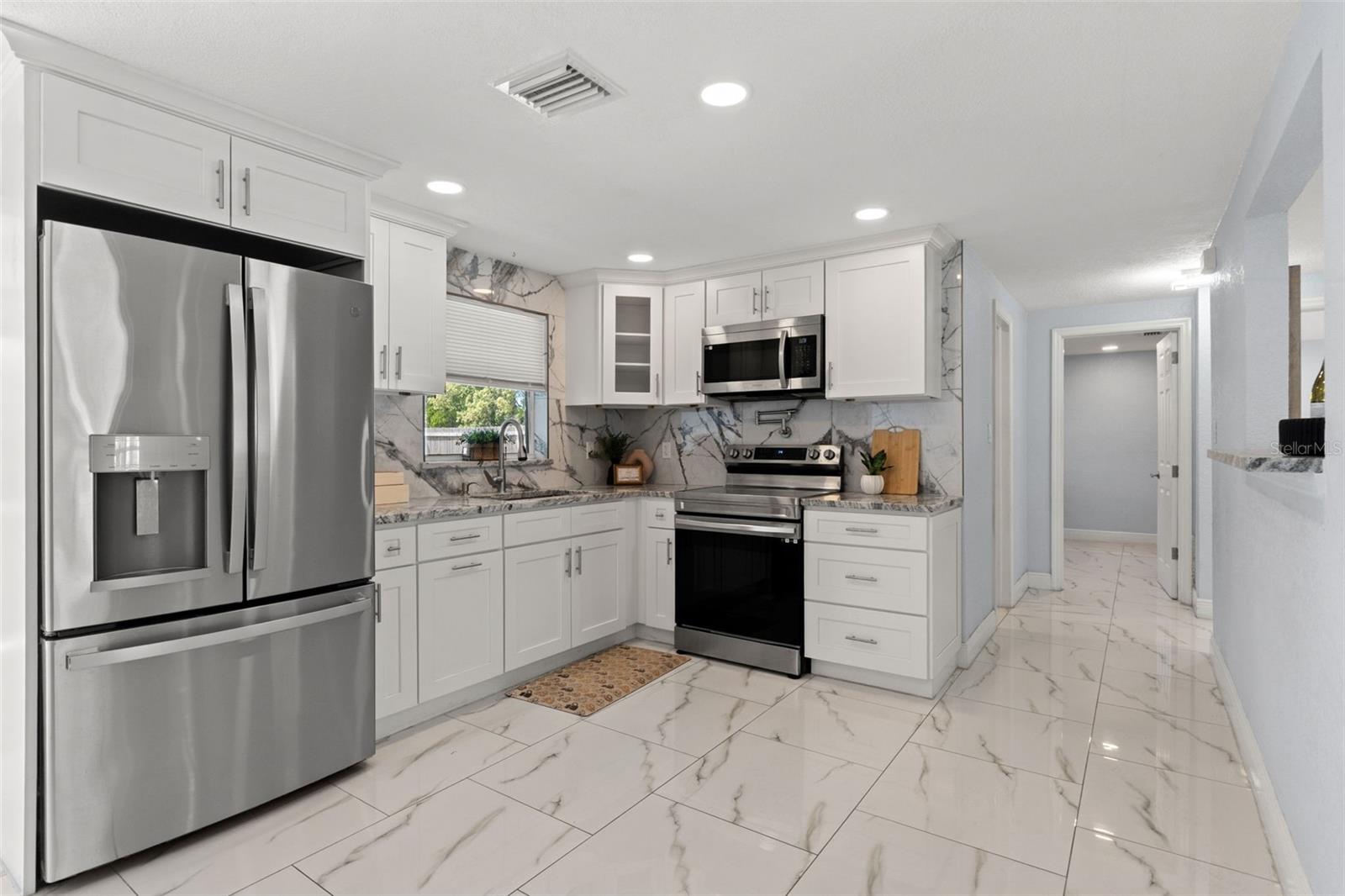 HOLIDAY LAKE ESTATES - Residential