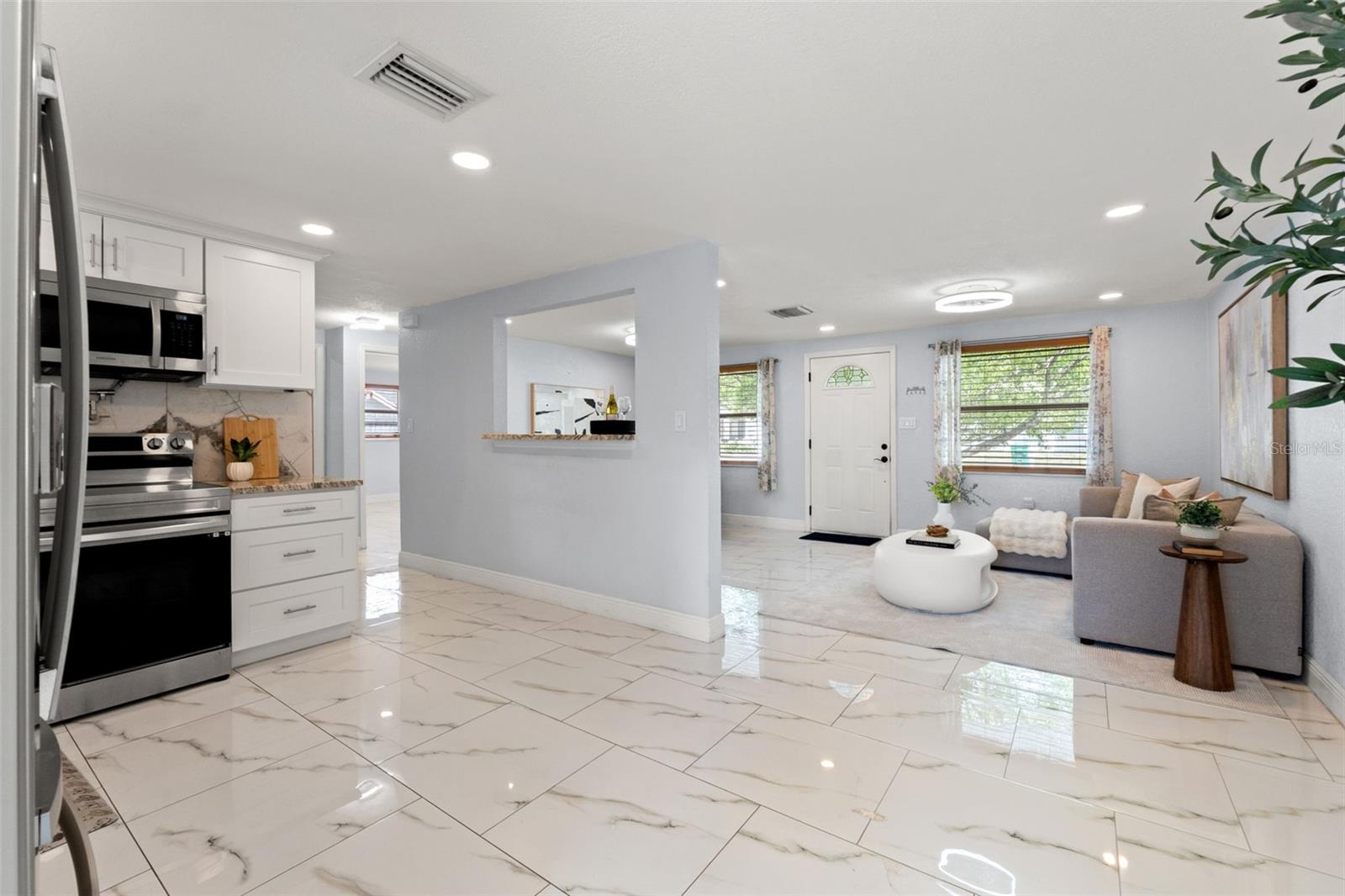 HOLIDAY LAKE ESTATES - Residential