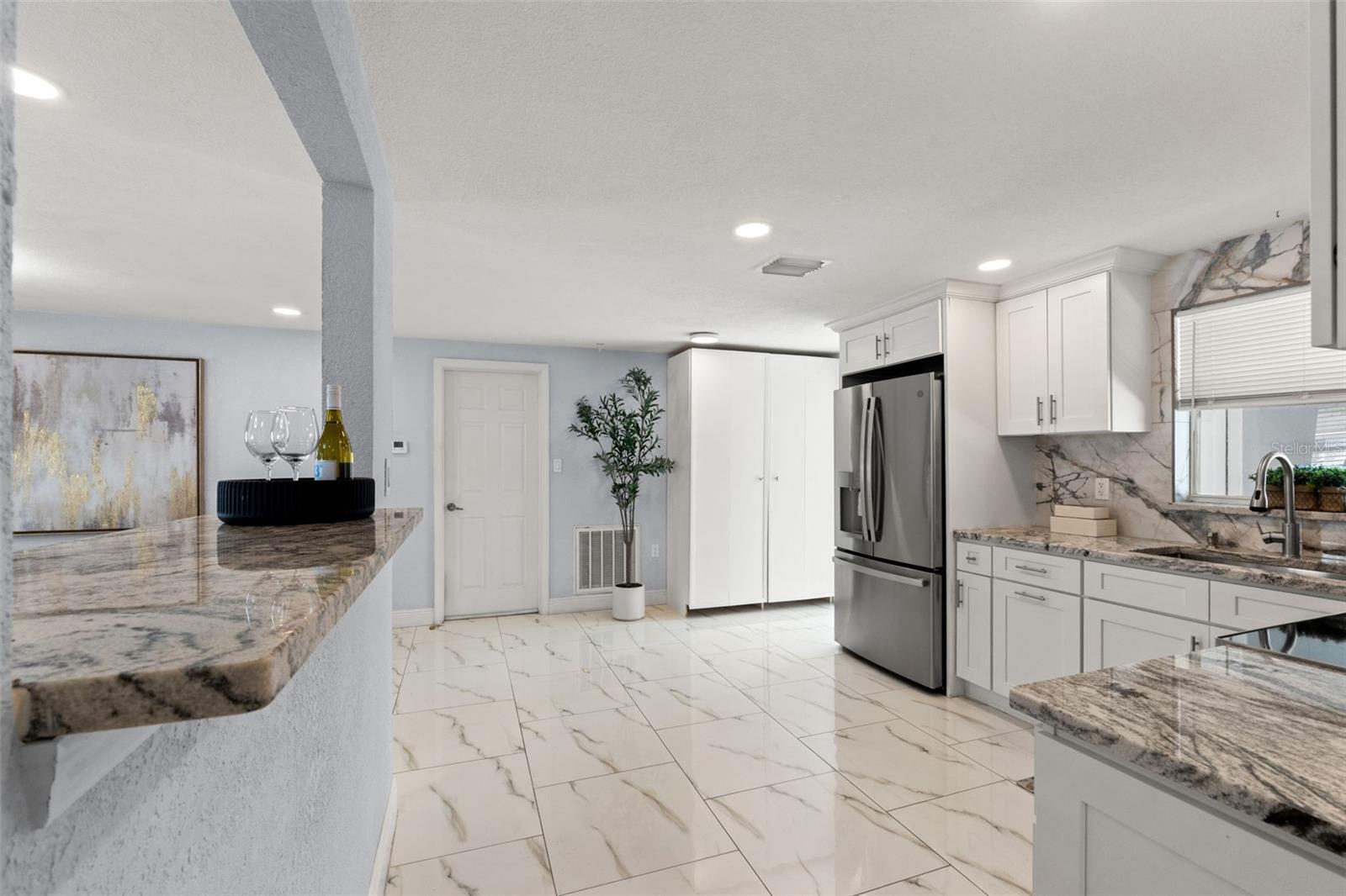 HOLIDAY LAKE ESTATES - Residential