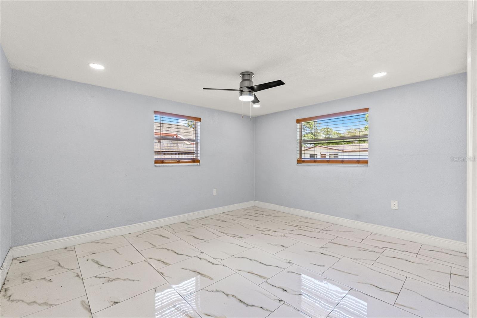 HOLIDAY LAKE ESTATES - Residential