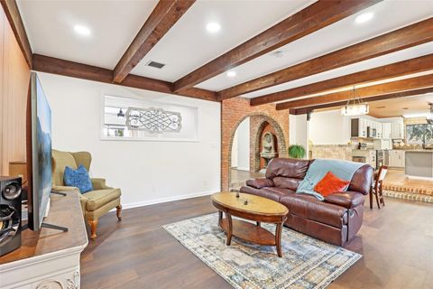 Tiny photo for 4219 Magnolia Avenue, Leesburg, FL 34748 (MLS # G5109030)