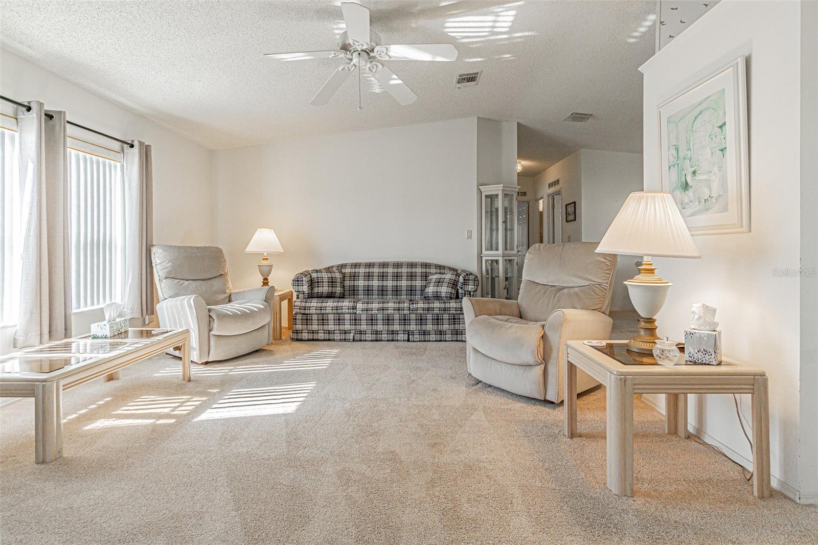 GRAND HORIZONS - Residential