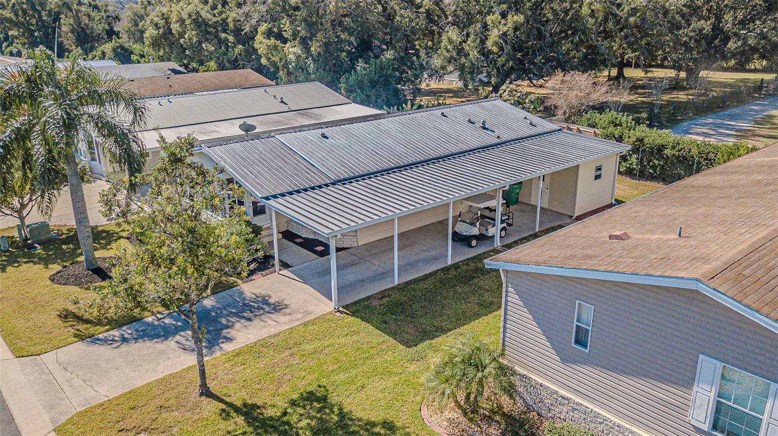 GRAND HORIZONS - Residential