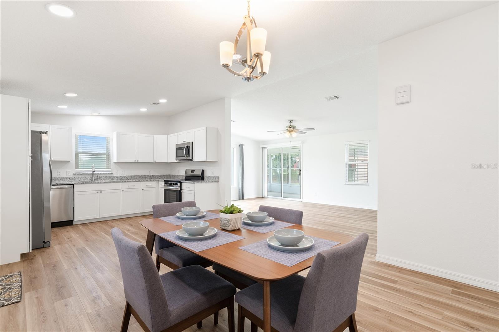 LADY LAKE ORANGE BLOSSOM GARDENS UNIT 12 - Residential