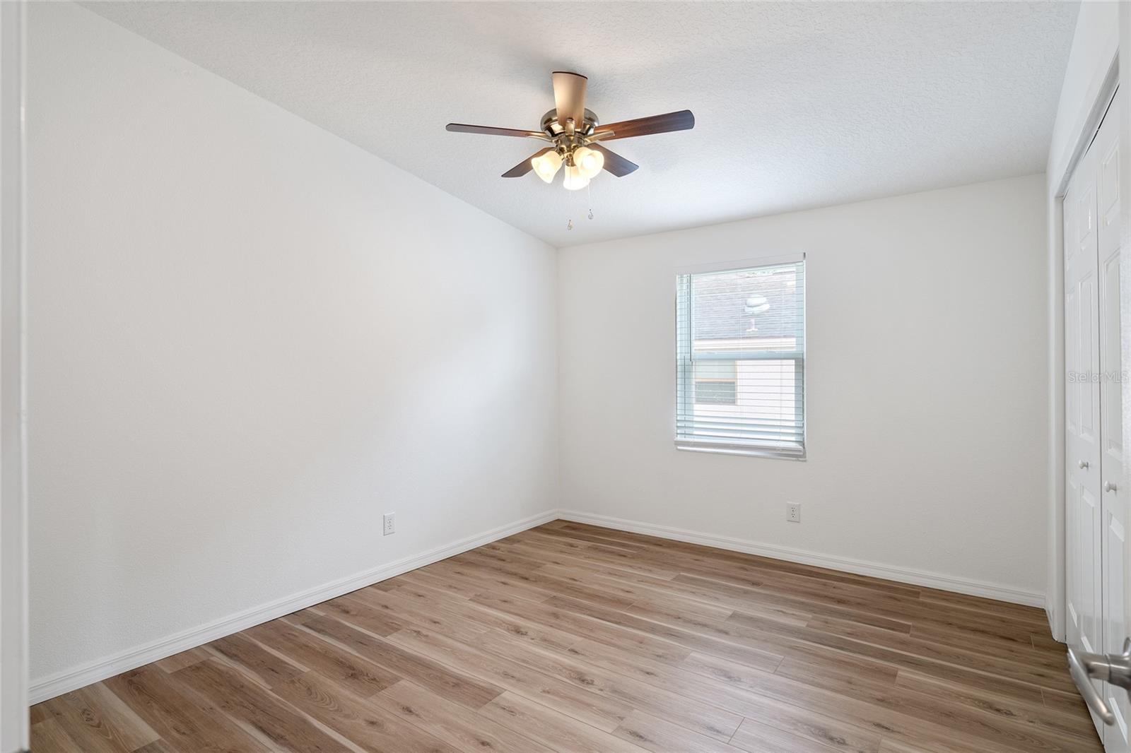 LADY LAKE ORANGE BLOSSOM GARDENS UNIT 12 - Residential