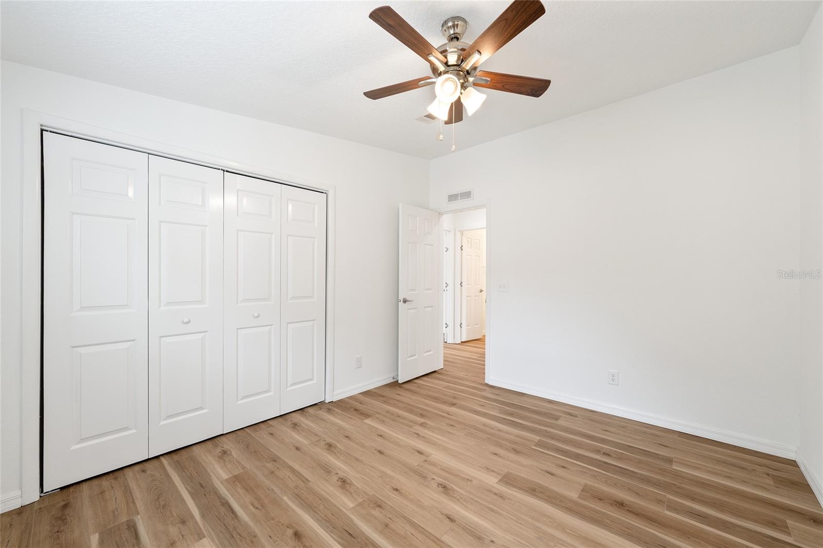 LADY LAKE ORANGE BLOSSOM GARDENS UNIT 12 - Residential