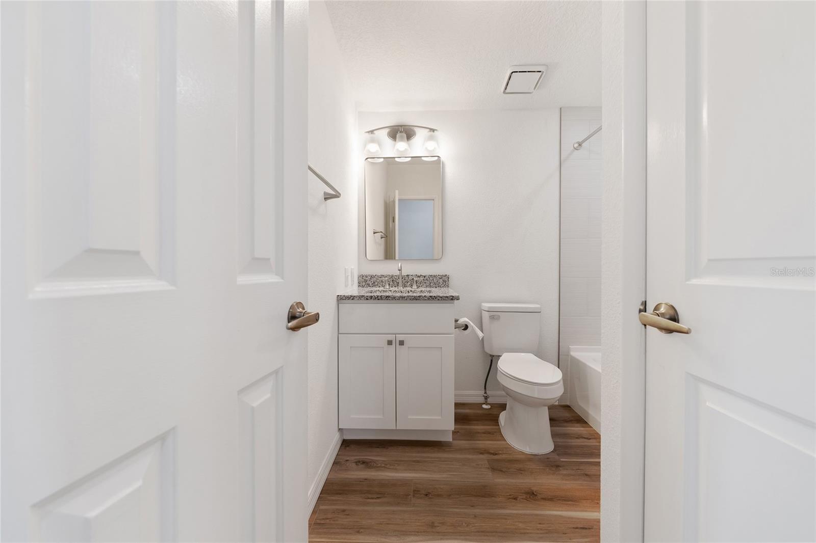 LADY LAKE ORANGE BLOSSOM GARDENS UNIT 12 - Residential