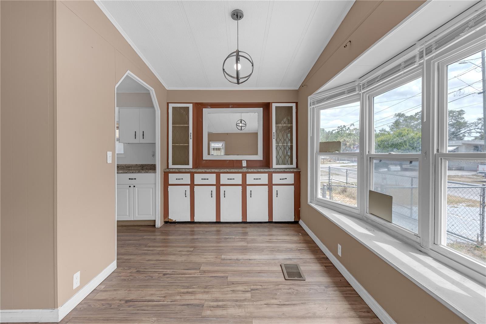 JOHNSON HEIGHTS - Residential