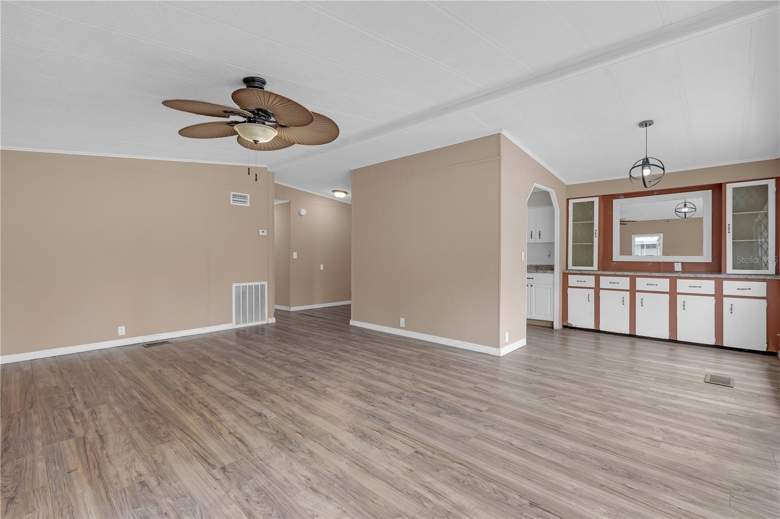 JOHNSON HEIGHTS - Residential
