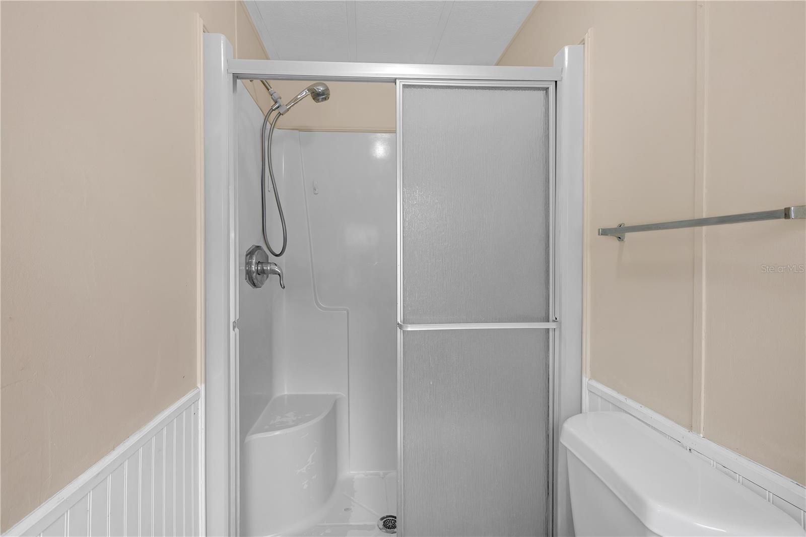 JOHNSON HEIGHTS - Residential