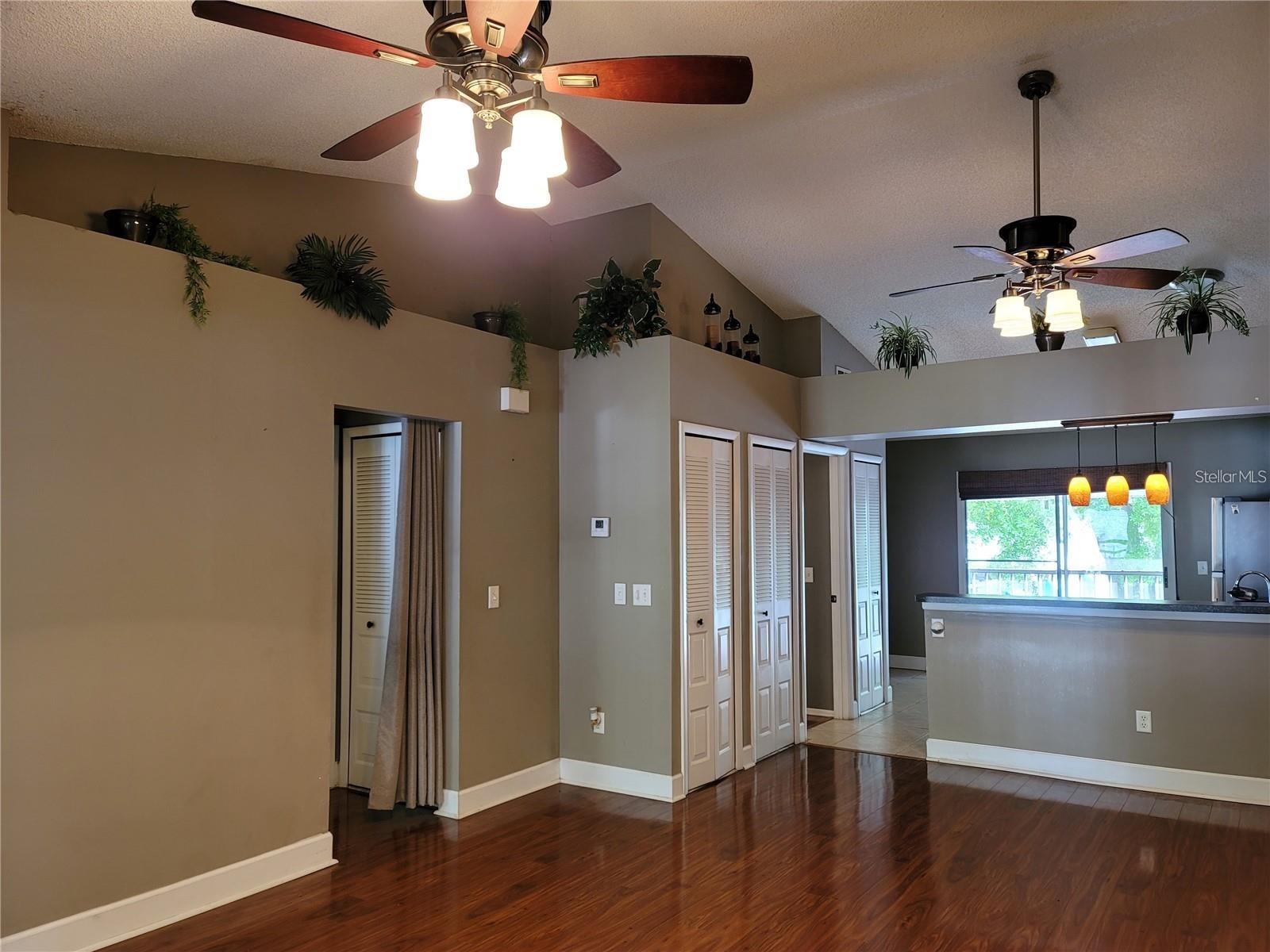 MANORS BRYN MAWR CONDO PH 07 - Residential Lease