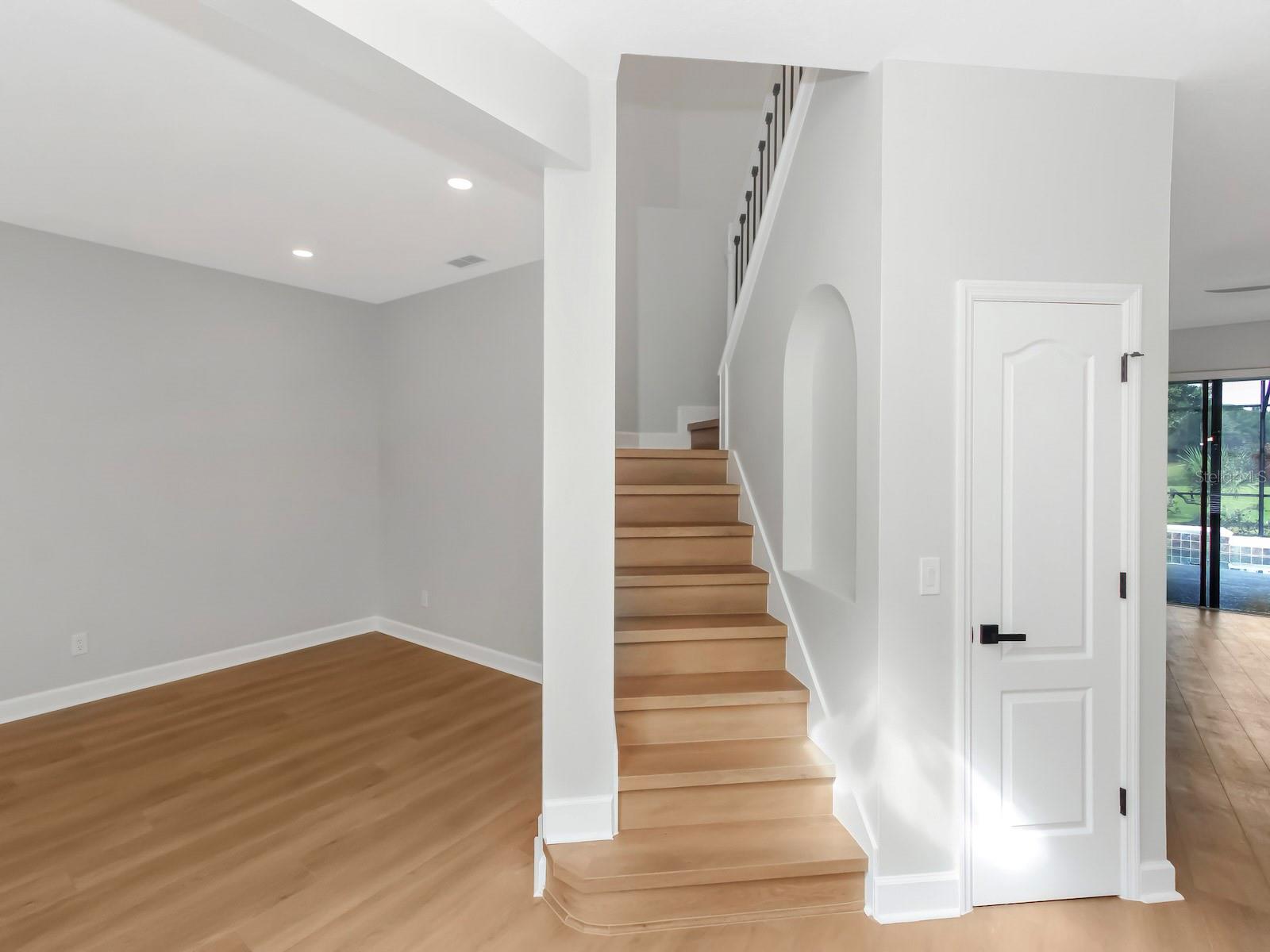 ROCK SPGS RDG PH V-C - Residential