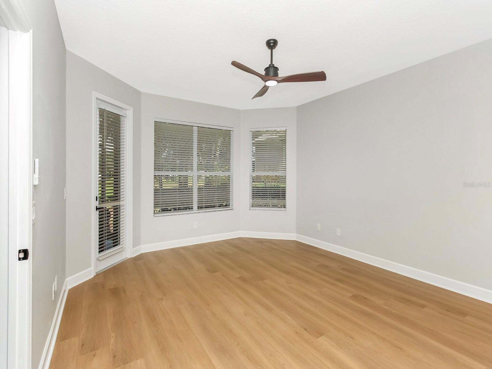 ROCK SPGS RDG PH V-C - Residential