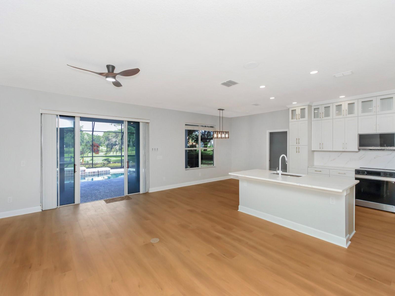 ROCK SPGS RDG PH V-C - Residential