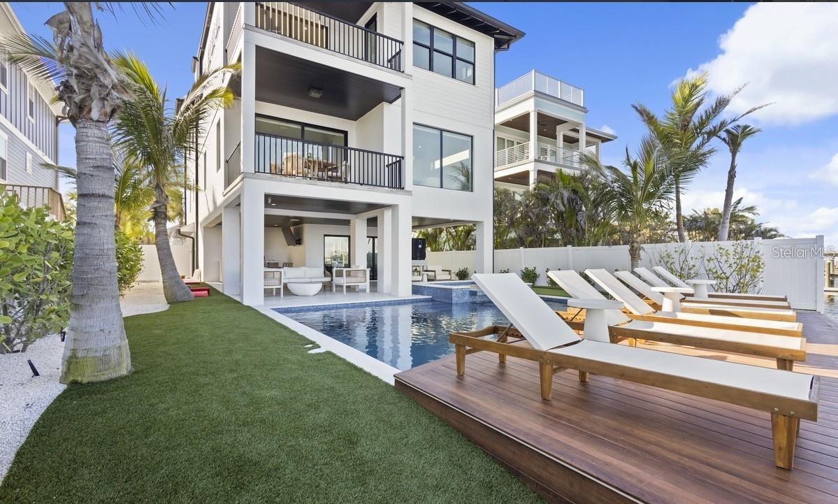 CORRECTED OF AZURE SHORES - Residential