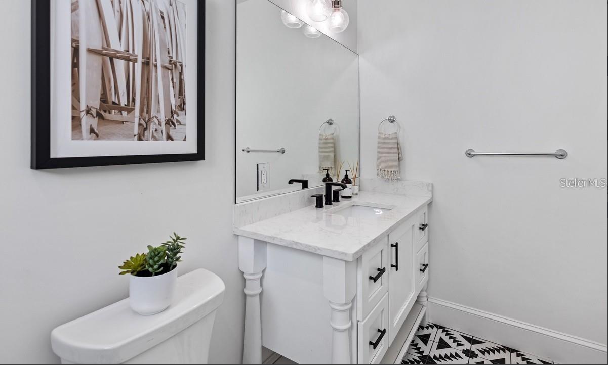 CORRECTED OF AZURE SHORES - Residential