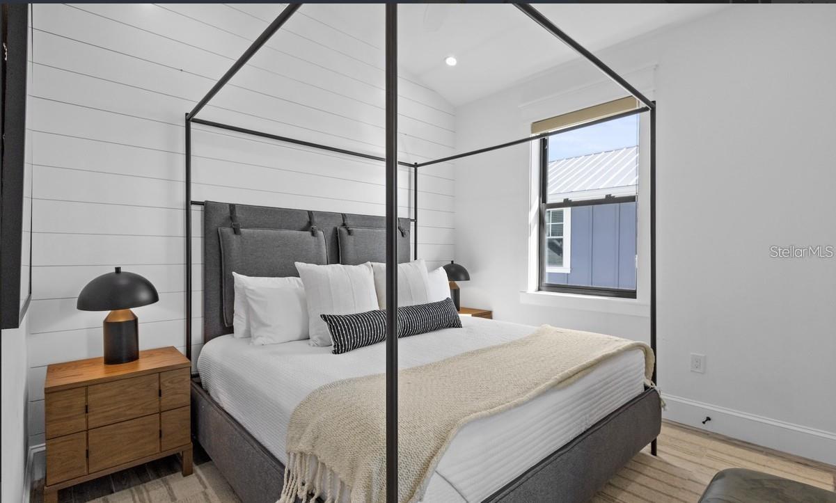 CORRECTED OF AZURE SHORES - Residential