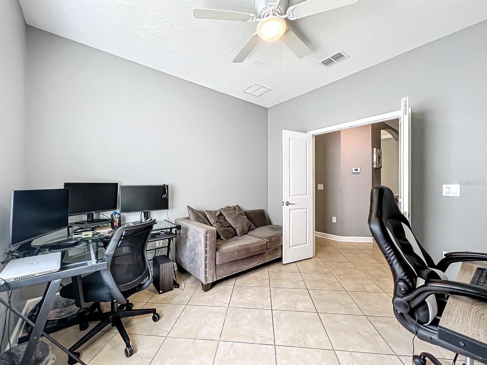 STONEYBROOK SOUTH - Residential