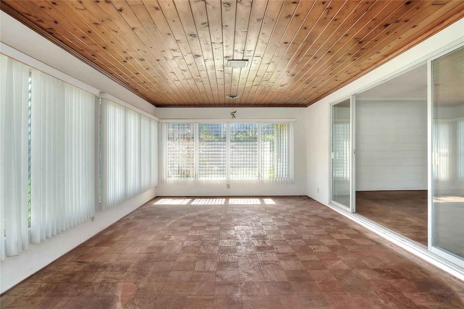 COOPER ESTATES - Residential