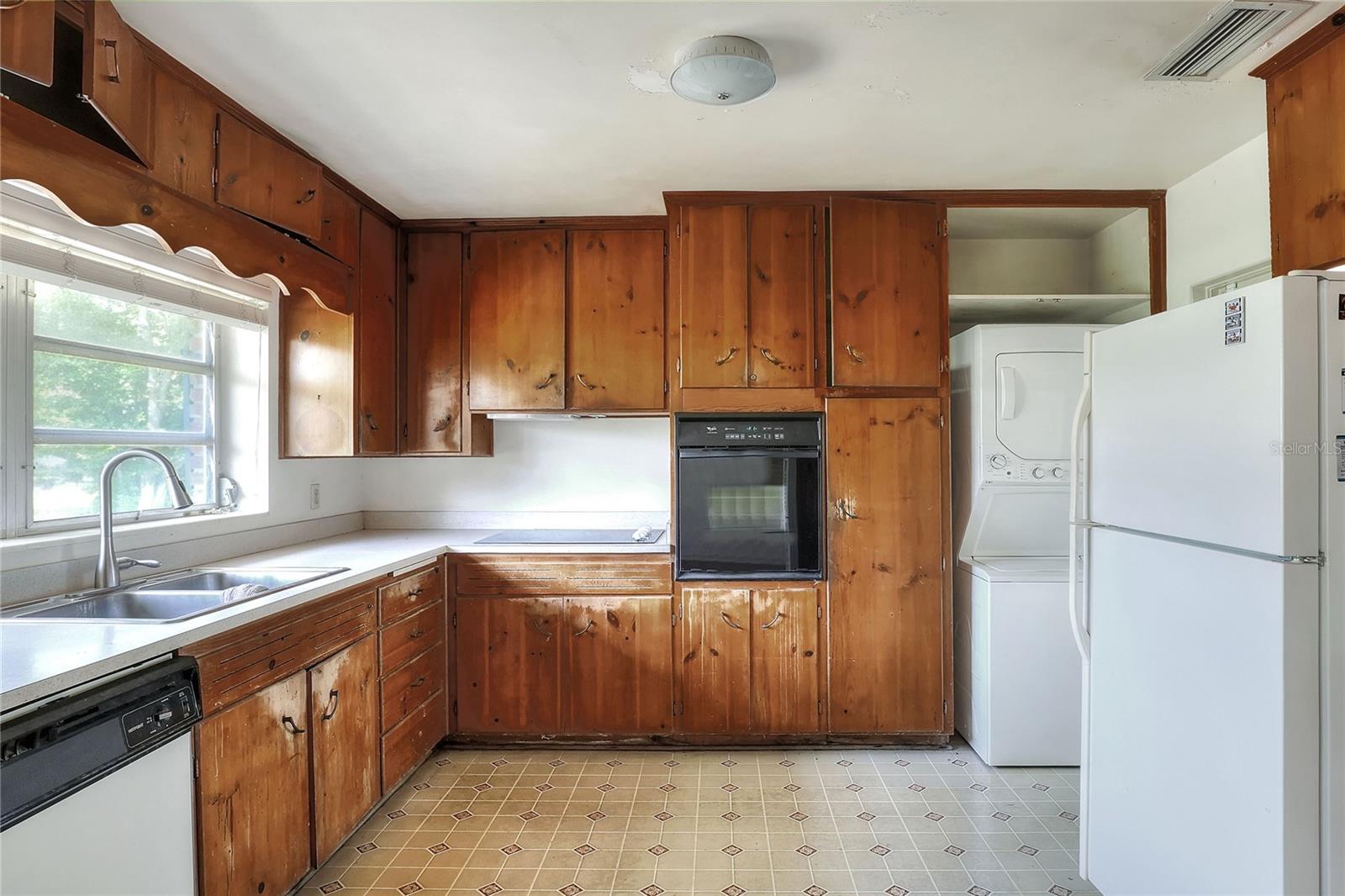 COOPER ESTATES - Residential