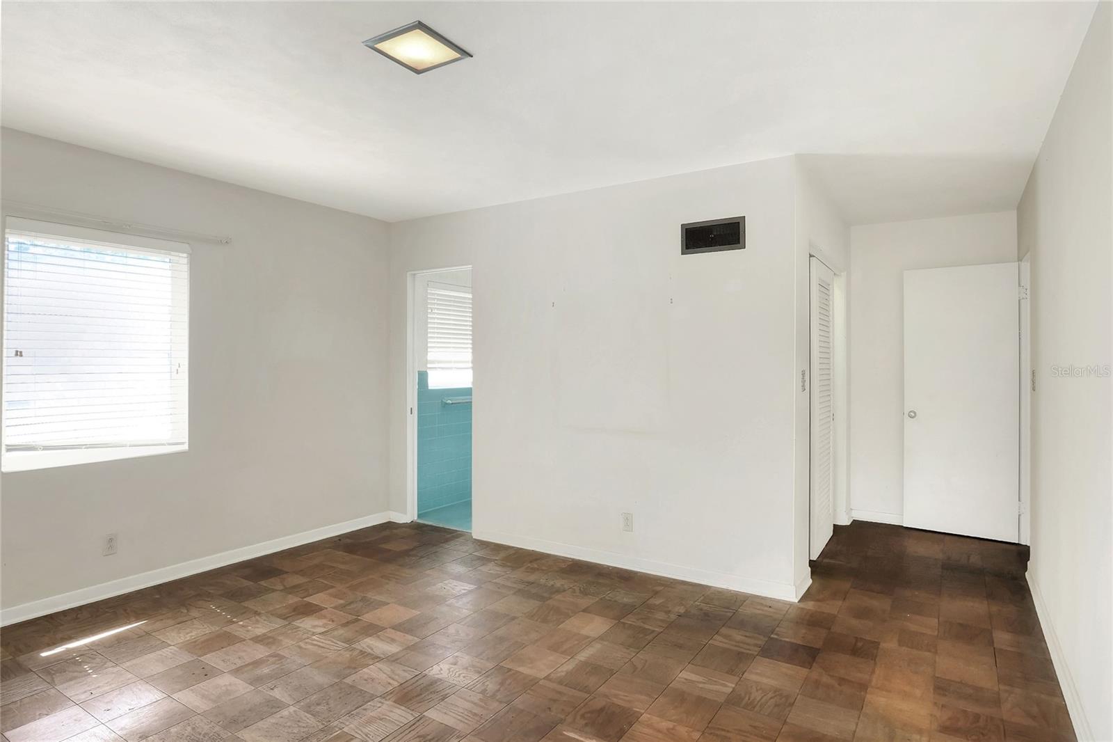 COOPER ESTATES - Residential