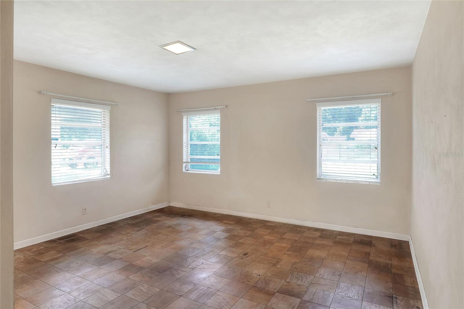 COOPER ESTATES - Residential