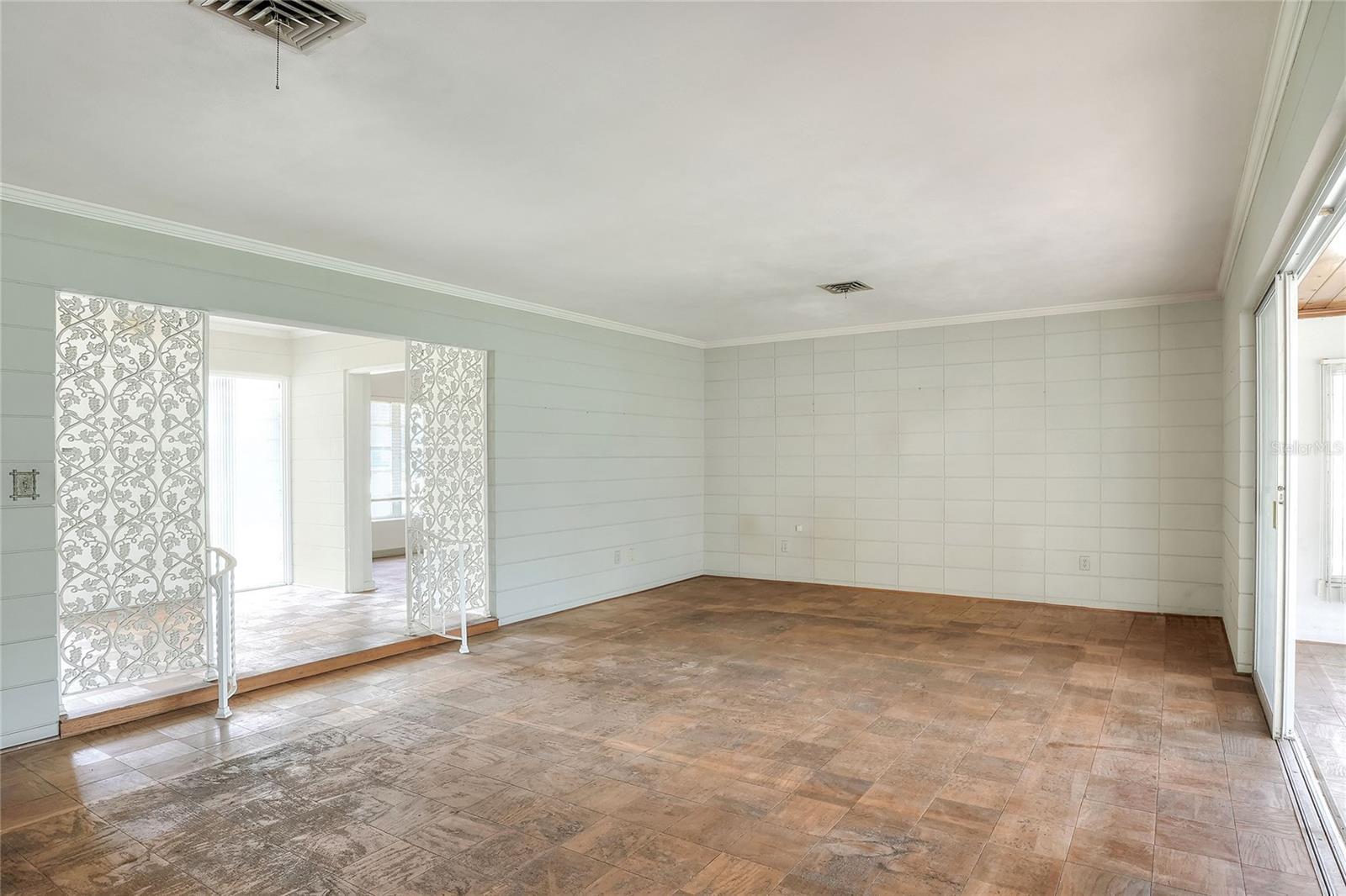 COOPER ESTATES - Residential