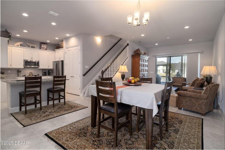 27 LONGRIDGE LANE