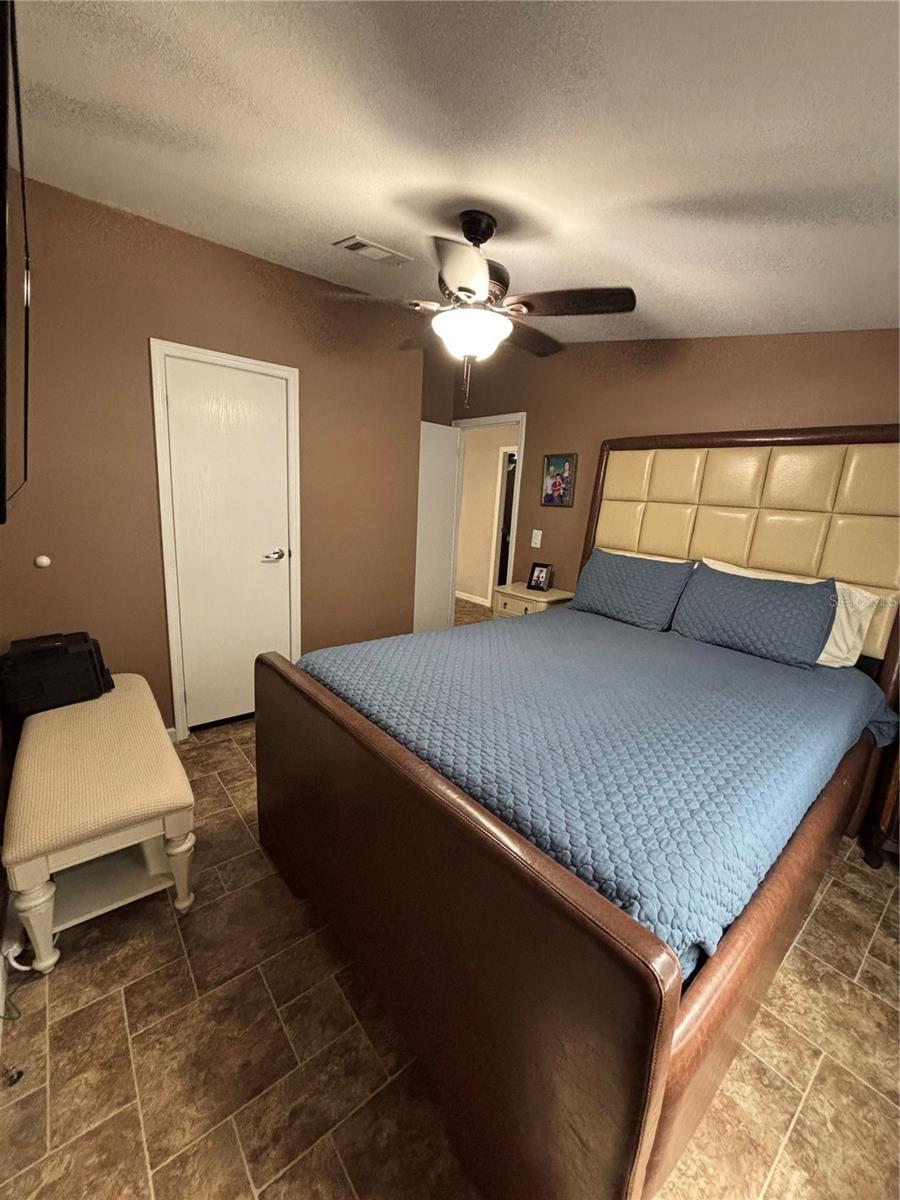 MIDWAY ACRES - Residential