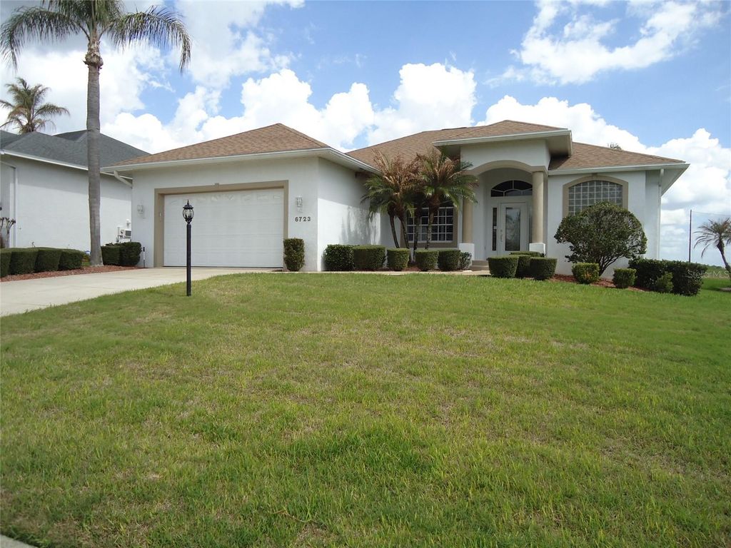 Photo of 6723 Bendelow Drive, Lakeland, FL 33810 (MLS # L4960385)