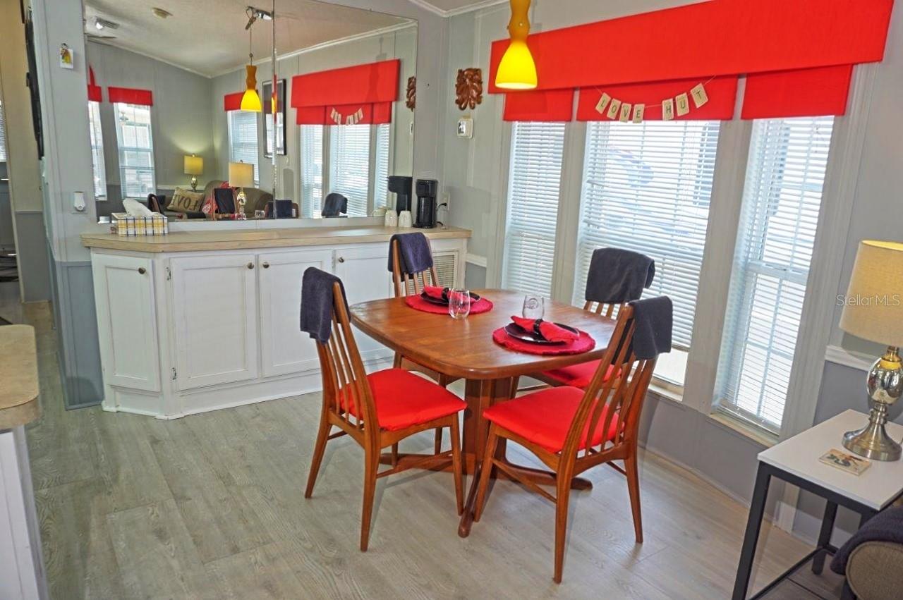 PARADISE LAKES RV PARK - Residential