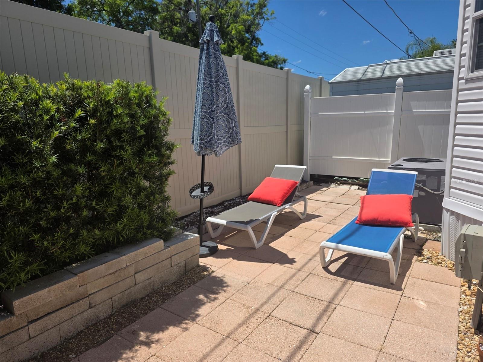 PARADISE LAKES RV PARK - Residential