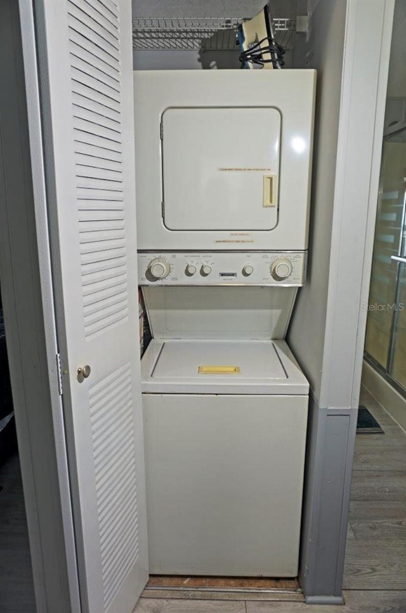 PARADISE LAKES RV PARK - Residential