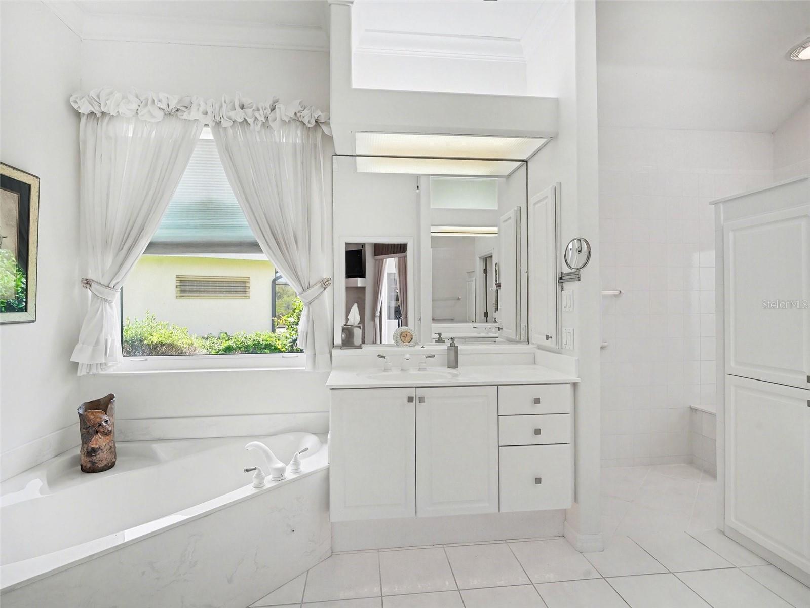 EAGLE TRACE/RIVERWOOD - Residential