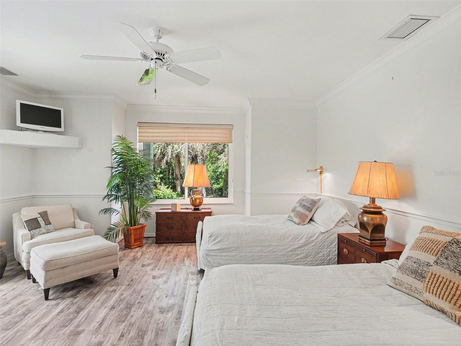 EAGLE TRACE/RIVERWOOD - Residential