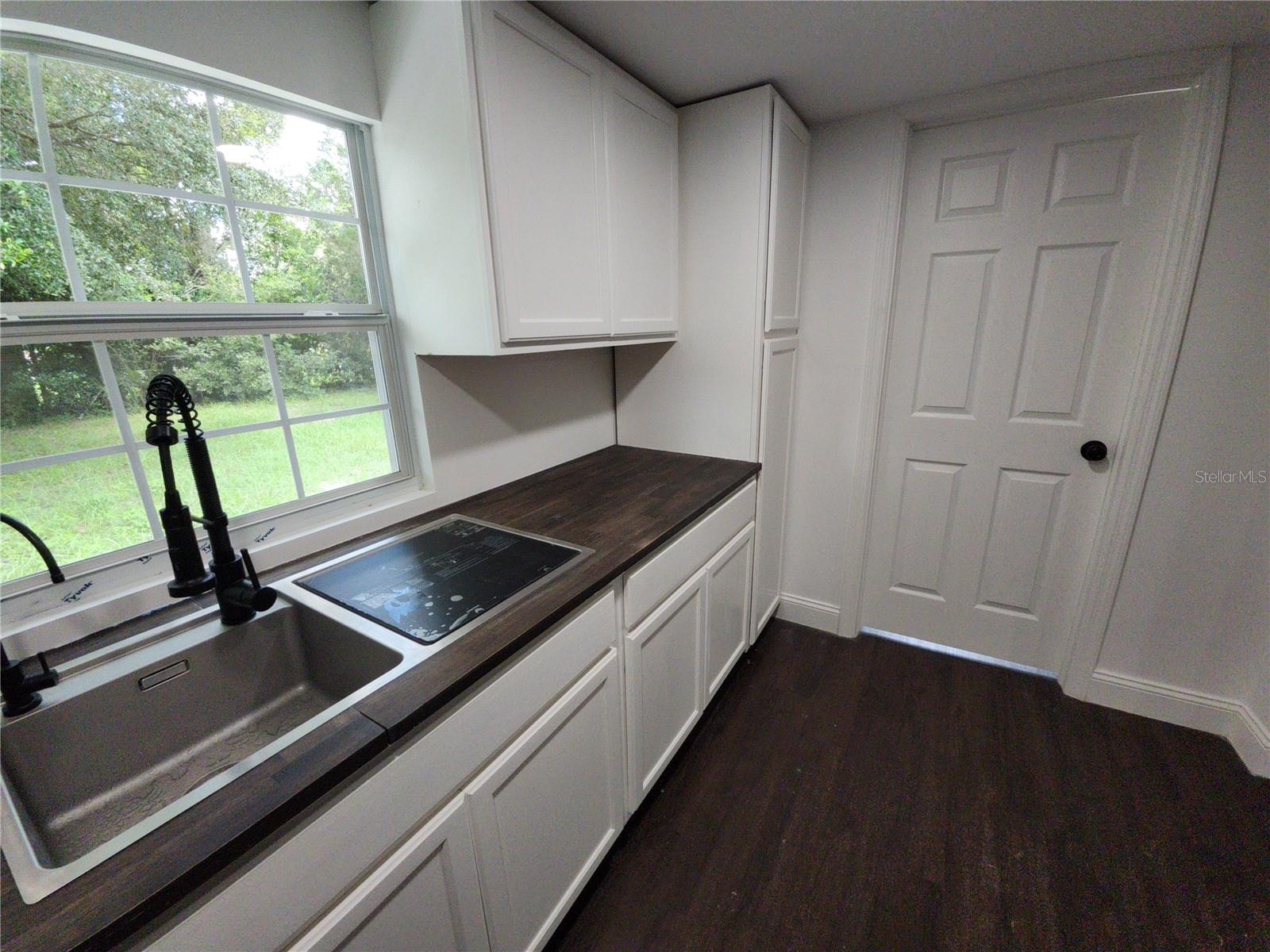 AERO ESTATES - Residential