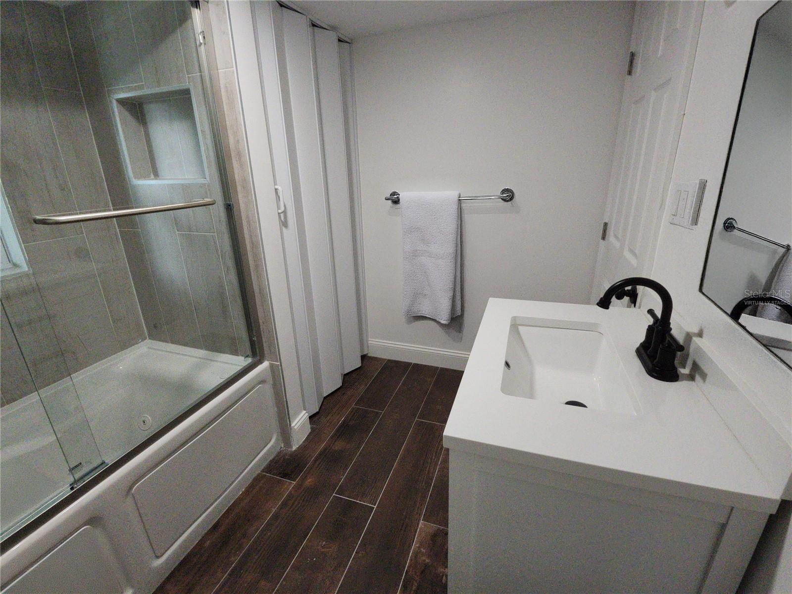 AERO ESTATES - Residential