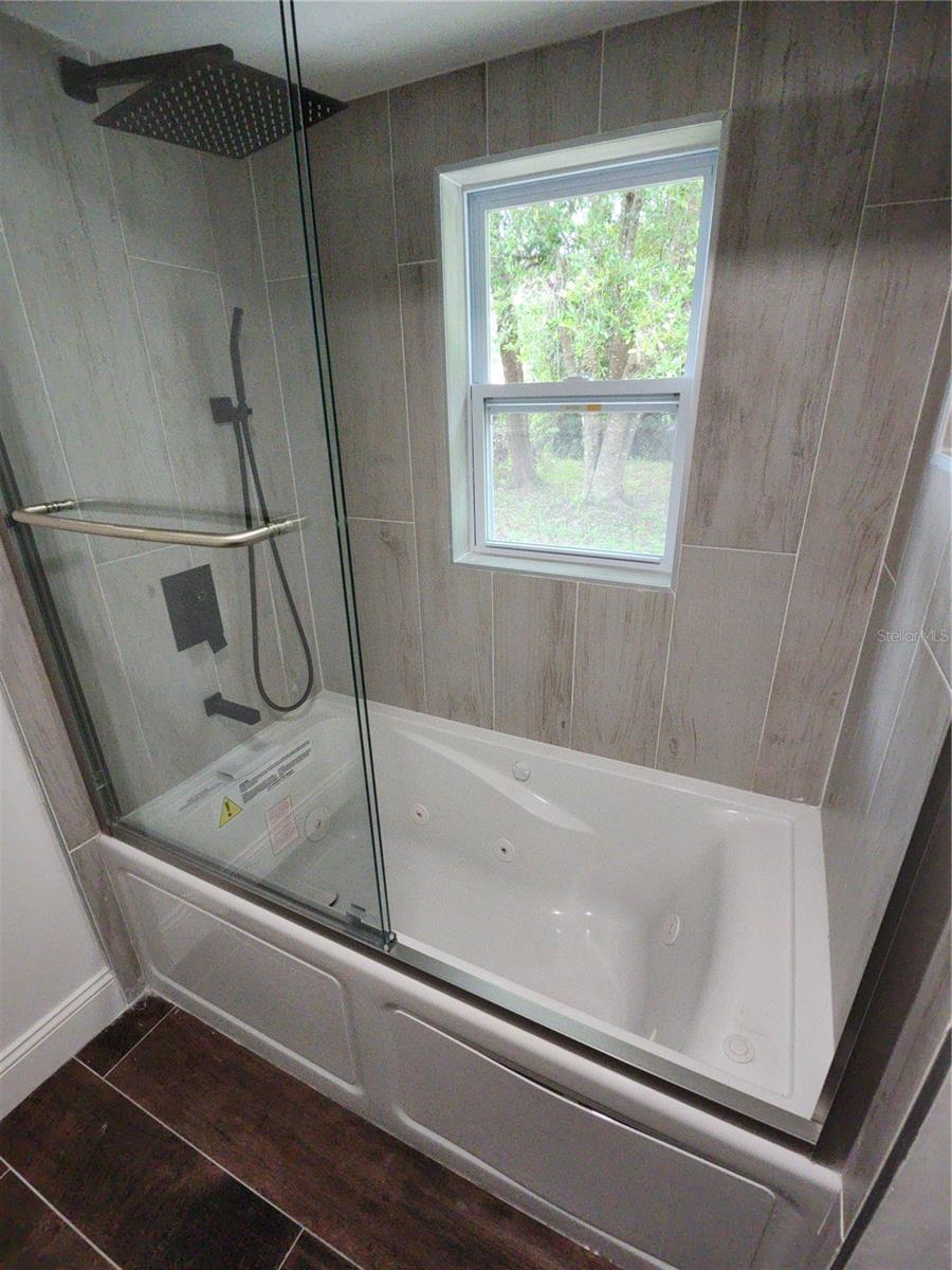 AERO ESTATES - Residential