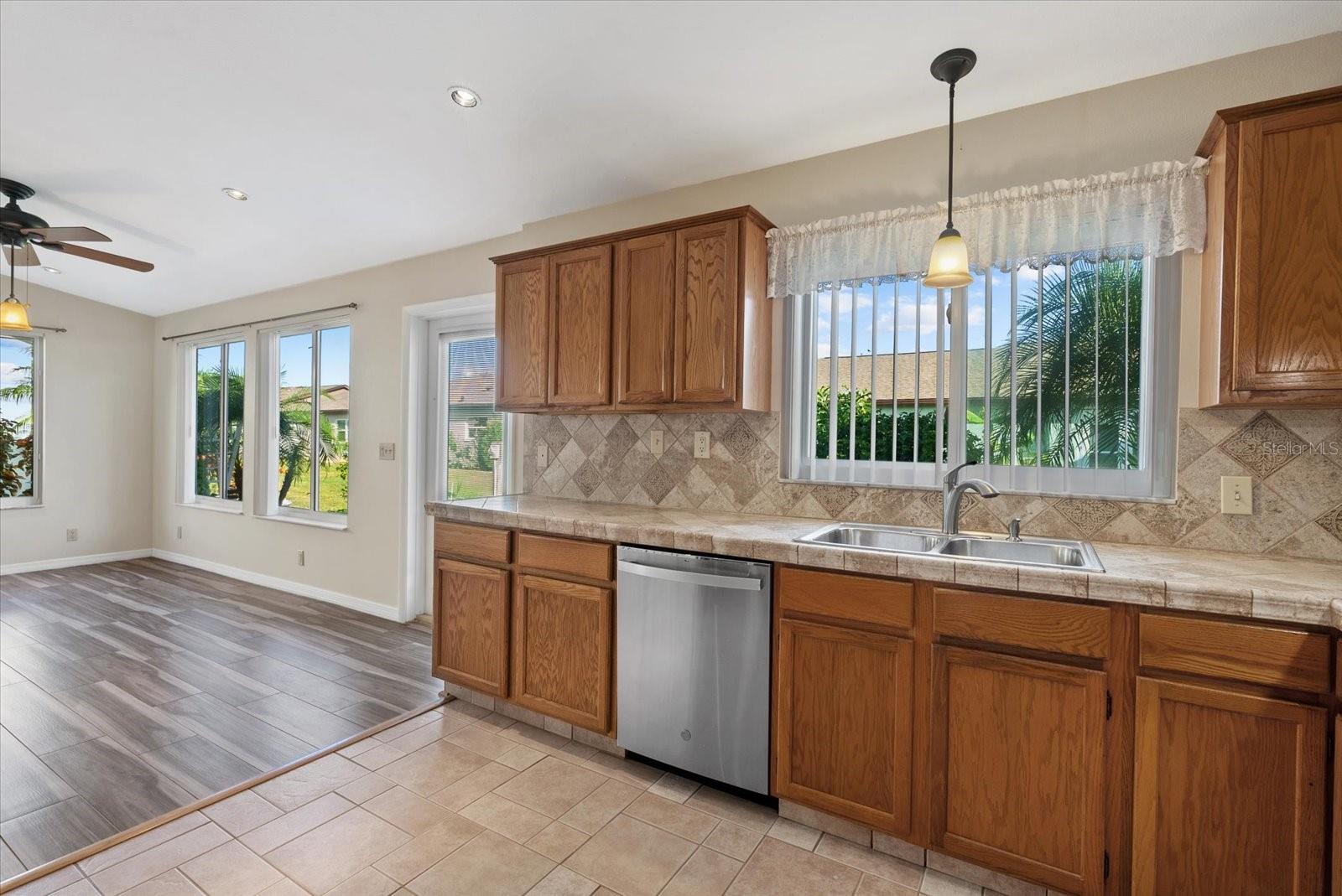 FOXWOOD - Residential