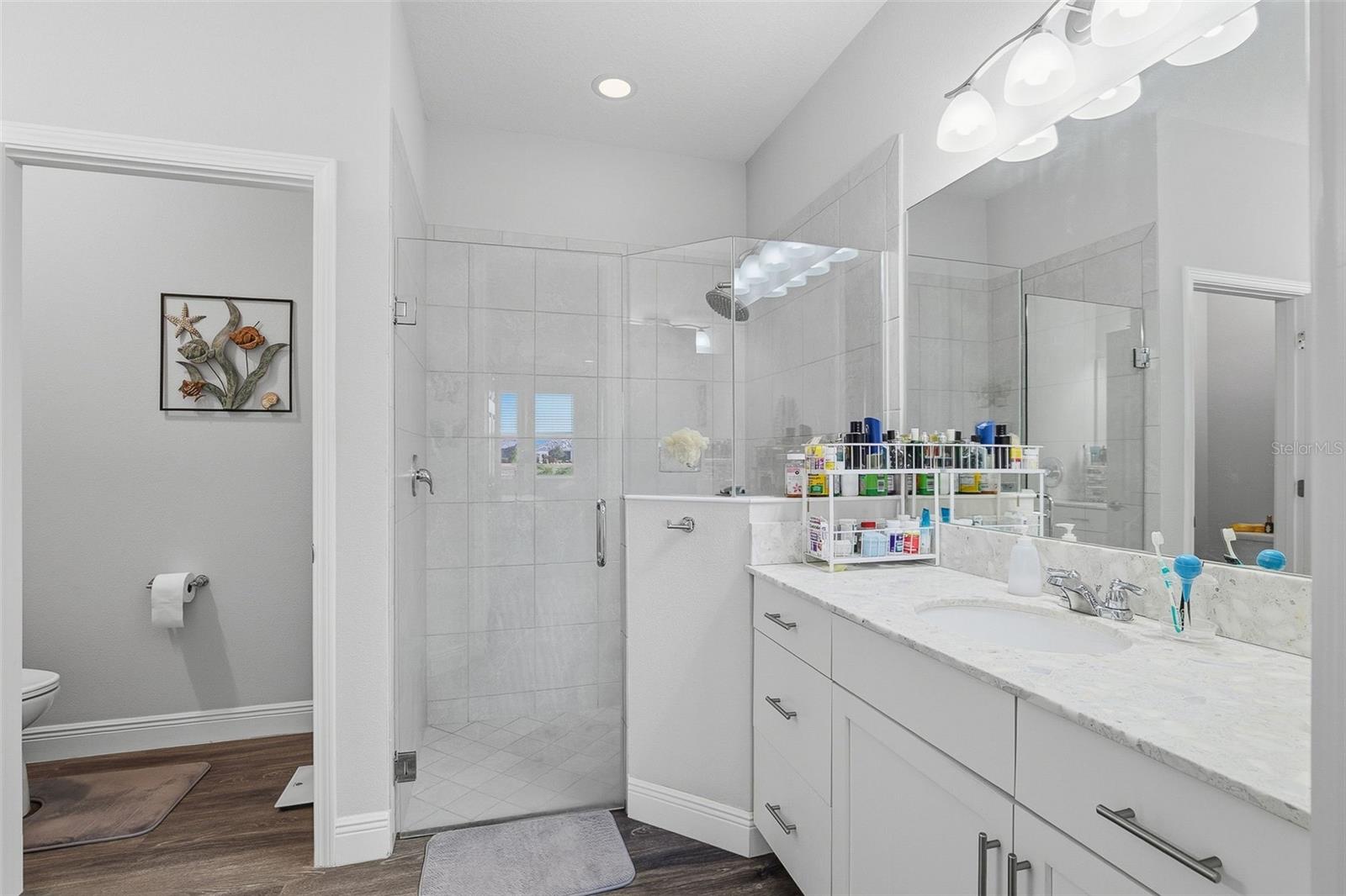 UNIVERSITY VILLAGE - Residential