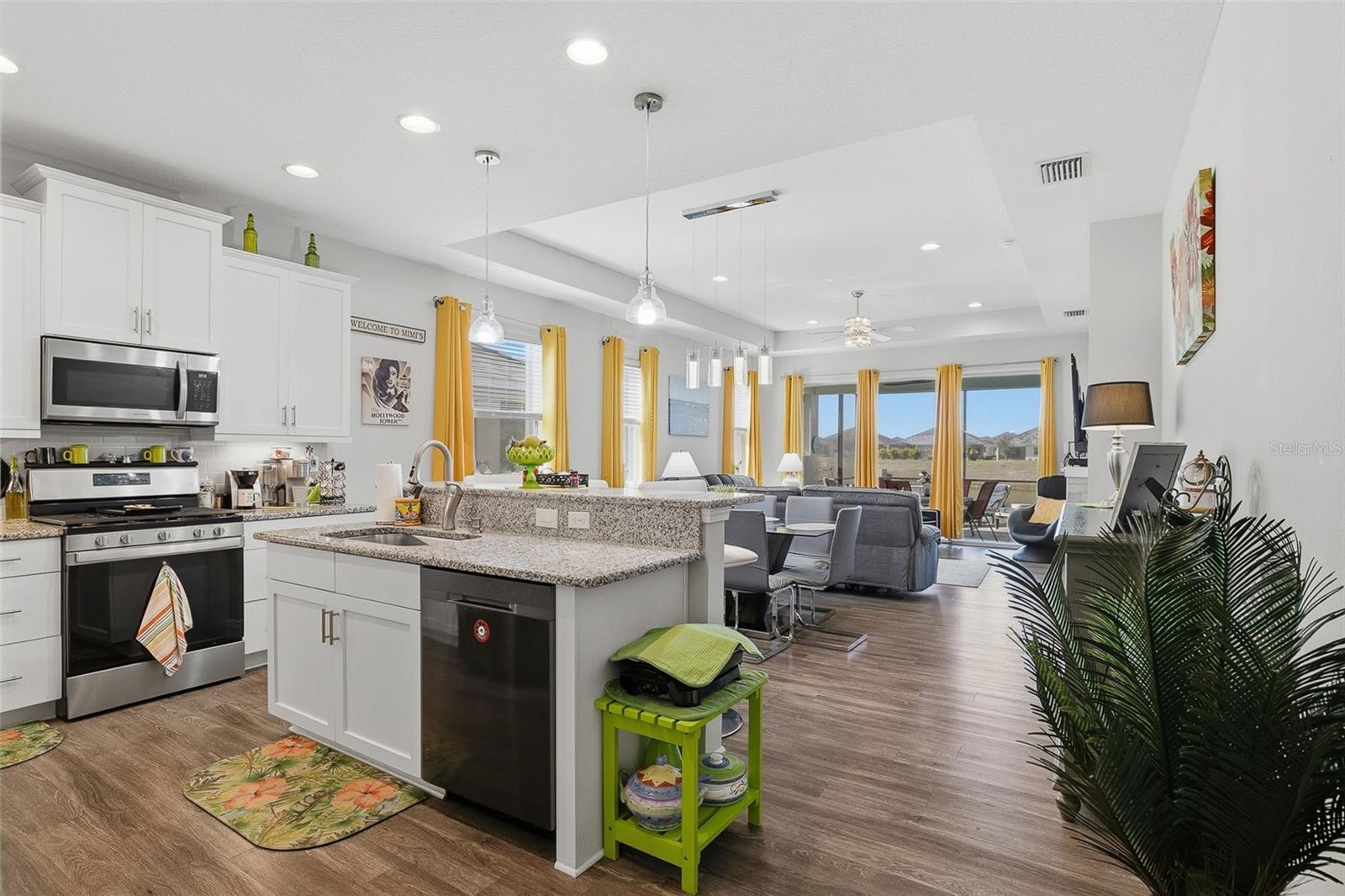 UNIVERSITY VILLAGE - Residential