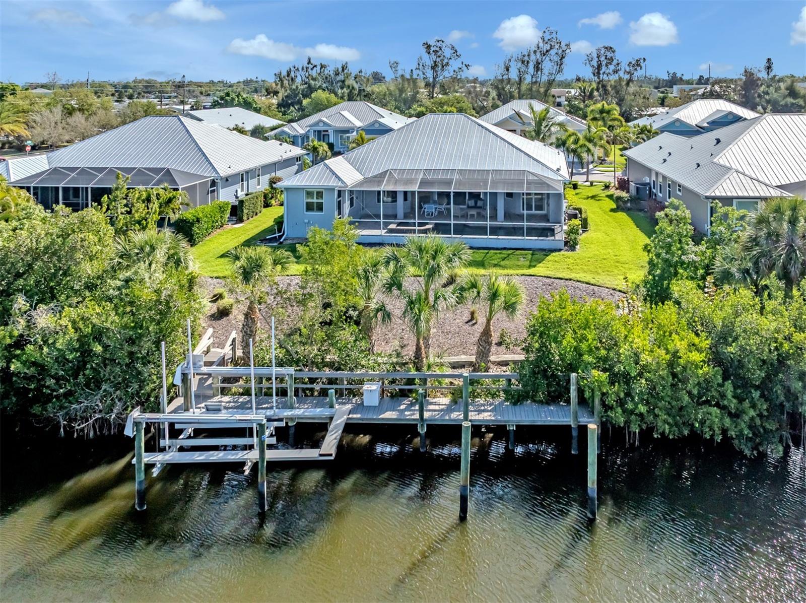 COTTAGES/CURRY CRK - Residential