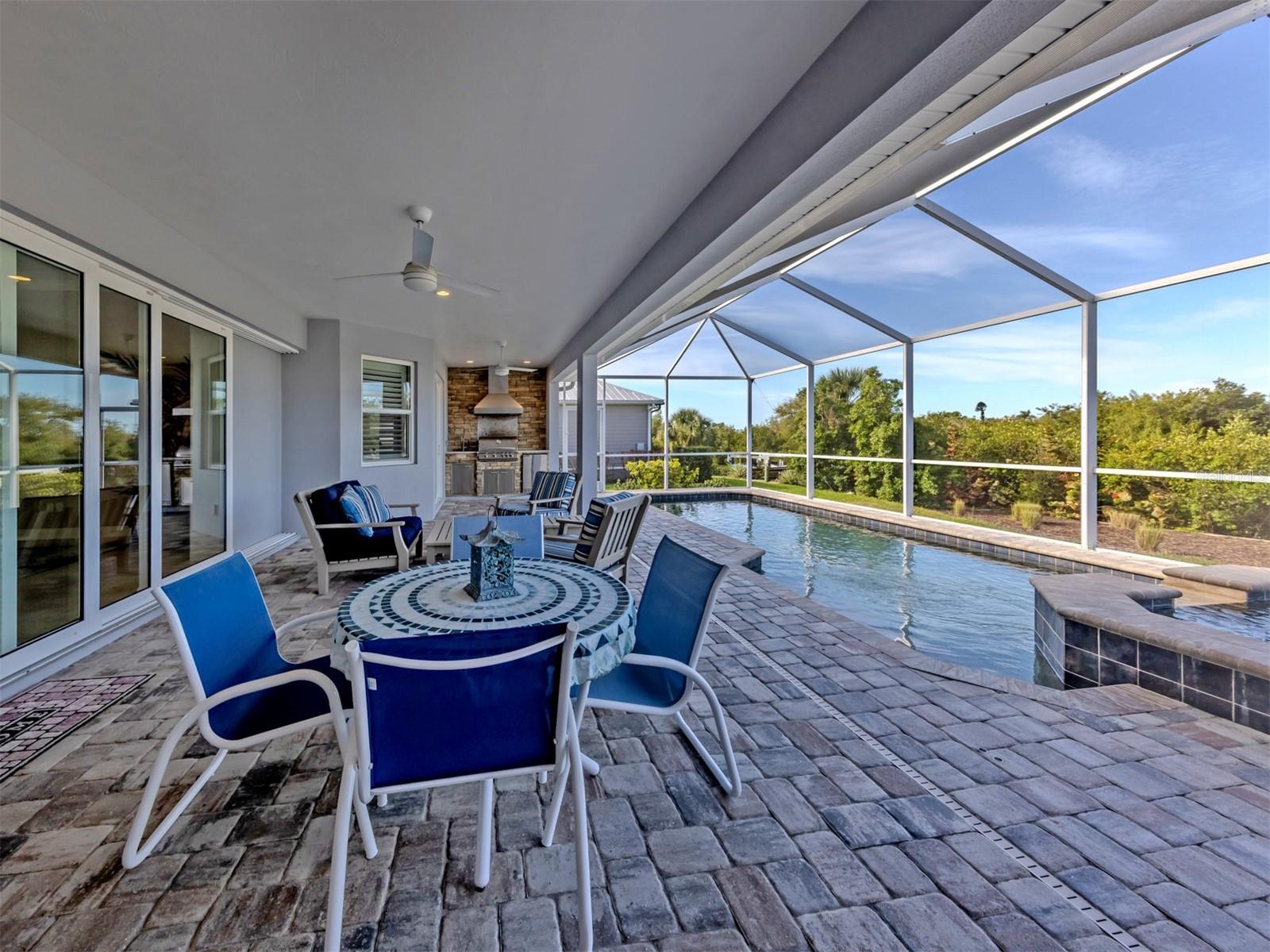 COTTAGES/CURRY CRK - Residential